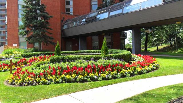 909 - 10 Dean Park Rd, Condo with 2 bedrooms, 2 bathrooms and 2 parking in Scarborough ON | Image 16
