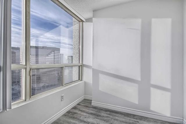 PH201 - 5765 Yonge St, Condo with 1 bedrooms, 1 bathrooms and 2 parking in North York ON | Image 8