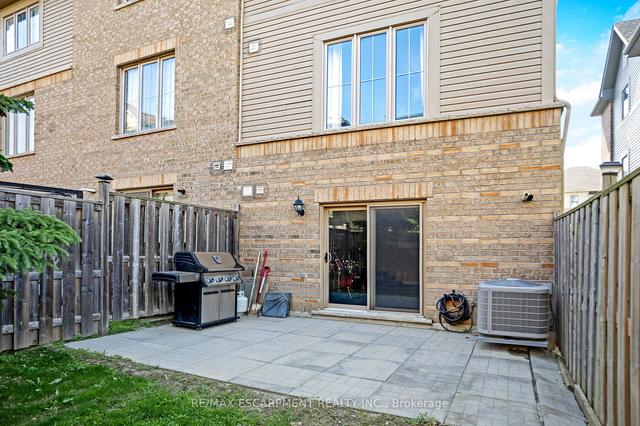 14 Bergamont Rd, Townhouse with 3 bedrooms, 4 bathrooms and 2 parking in Brampton ON | Image 21