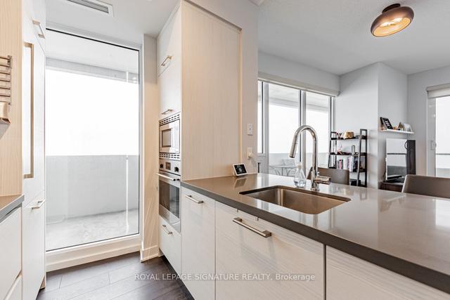 2309 - 2221 Yonge St, Condo with 2 bedrooms, 2 bathrooms and 1 parking in Toronto ON | Image 20