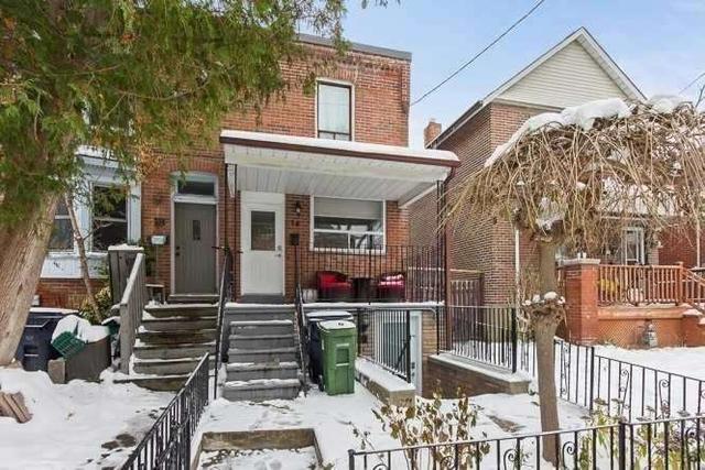 MAIN - 16 Pendrith St, House semidetached with 3 bedrooms, 1 bathrooms and 1 parking in Toronto ON | Image 11