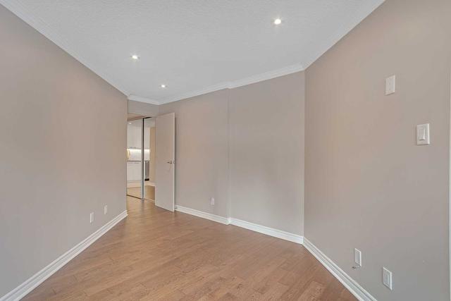 PH-1 - 55 Wellesley St E, Condo with 2 bedrooms, 2 bathrooms and 1 parking in Toronto ON | Image 14