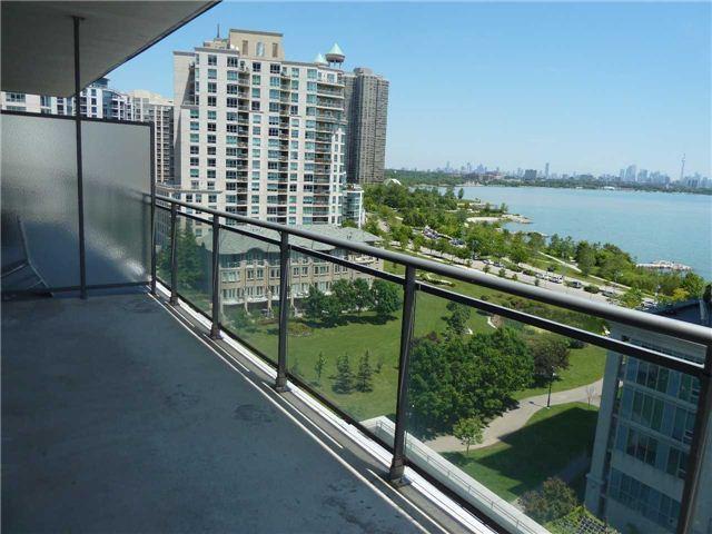 909 - 2119 Lake Shore Blvd W, Condo with 2 bedrooms, 2 bathrooms and 1 parking in Etobicoke ON | Image 9