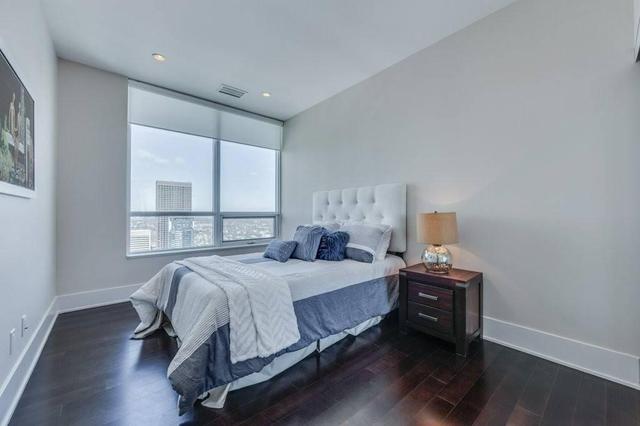 PH2 - 120 Homewood Ave, Condo with 2 bedrooms, 2 bathrooms and 2 parking in Toronto ON | Image 13