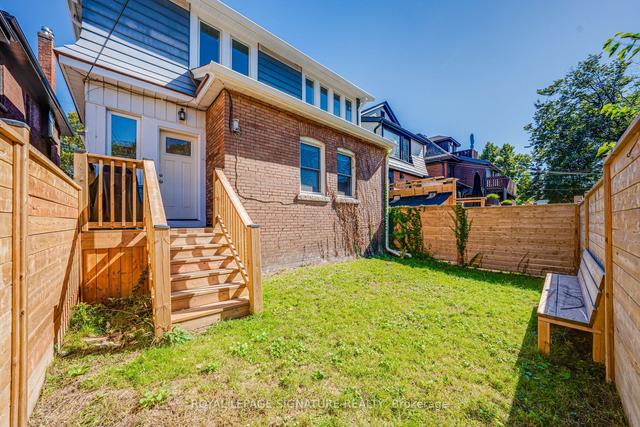 MAIN - 210 Indian Rd, House detached with 2 bedrooms, 1 bathrooms and 0 parking in Toronto ON | Image 18