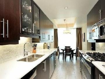 PH-1702 - 1055 Southdown Rd, Condo with 2 bedrooms, 2 bathrooms and 1 parking in Mississauga ON | Image 2