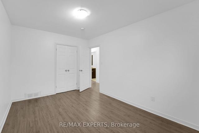 MAIN - 32 24 Th St, House detached with 4 bedrooms, 1 bathrooms and 2 parking in Etobicoke ON | Image 16