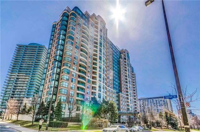 1003 - 23 Lorraine Dr, Condo with 3 bedrooms, 2 bathrooms and 1 parking in North York ON | Image 2