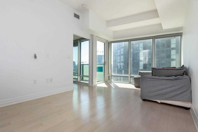 909 - 8 The Espl, Condo with 1 bedrooms, 2 bathrooms and 0 parking in Toronto ON | Image 22