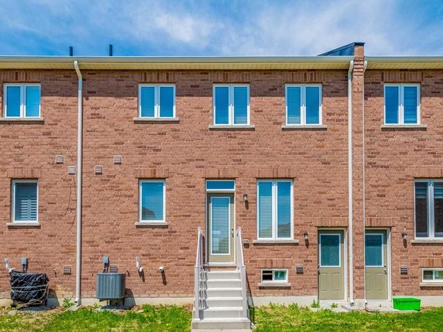 MAIN - 37 Enclave Trail, House attached with 3 bedrooms, 3 bathrooms and 1 parking in Brampton ON | Image 17