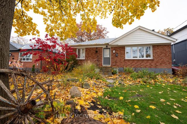 MAIN - 34 Dunning Cres, House detached with 2 bedrooms, 1 bathrooms and 2 parking in Etobicoke ON | Image 1