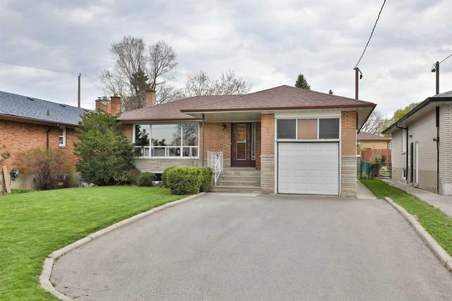 MAIN - 3 Averill Cres, House detached with 3 bedrooms, 1 bathrooms and 2 parking in North York ON | Image 1