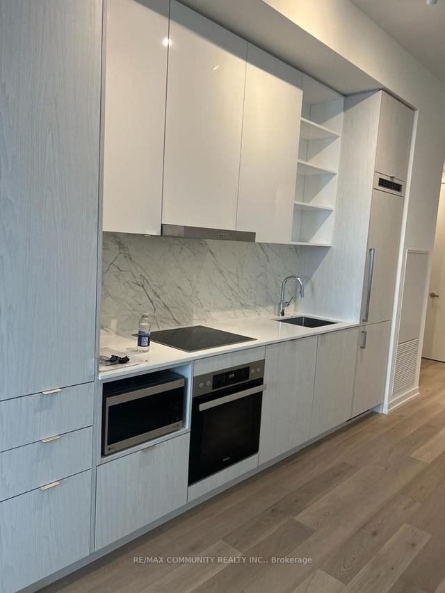 PH-210 - 55 Cooper St, Condo with 2 bedrooms, 2 bathrooms and 1 parking in Toronto ON | Image 7