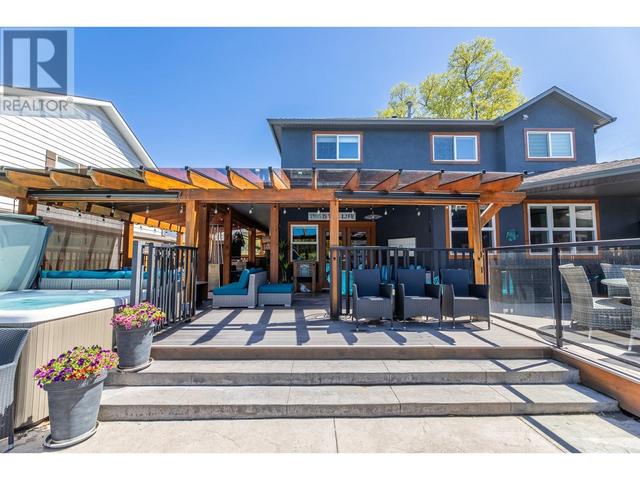 6016 Nixon Rd, House detached with 4 bedrooms, 3 bathrooms and 6 parking in Summerland BC | Image 44