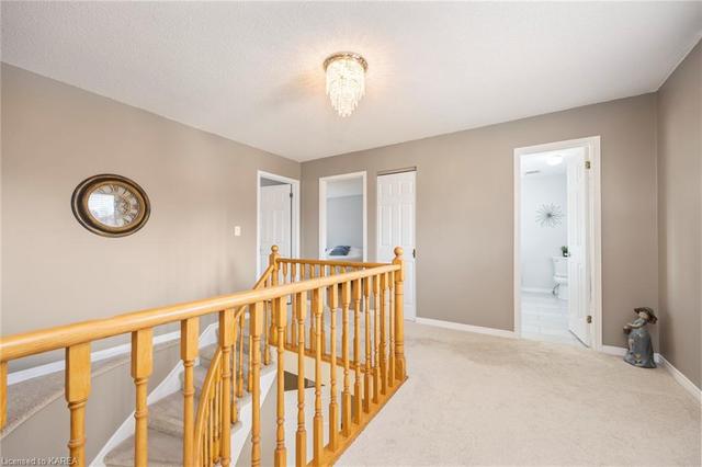 886 Woodside Dr, House detached with 3 bedrooms, 2 bathrooms and null parking in Kingston ON | Image 10