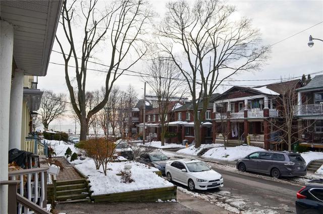 MAIN - 29 Scarboro Beach Blvd, House semidetached with 2 bedrooms, 1 bathrooms and null parking in Toronto ON | Image 17