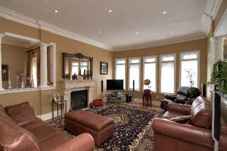 9 Heritage Woods Manor, House detached with 4 bedrooms, 4 bathrooms and 6 parking in Markham ON | Image 6