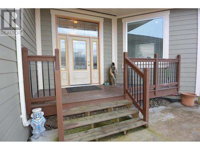 26 Starliter Way, House detached with 2 bedrooms, 3 bathrooms and null parking in Smithers BC | Image 27