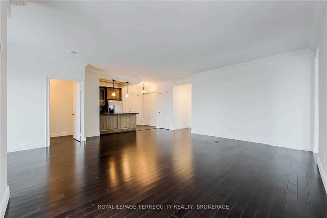 2001 - 628 Fleet St, Condo with 2 bedrooms, 2 bathrooms and 1 parking in Toronto ON | Image 13