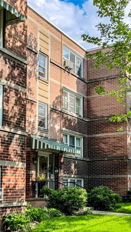 22 - 231 Macnab St S, Condo with 2 bedrooms, 1 bathrooms and 1 parking in Hamilton ON | Image 3