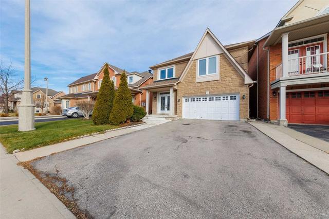 MAIN - 15 Okanagan Dr, House detached with 4 bedrooms, 3 bathrooms and 2 parking in Brampton ON | Image 11