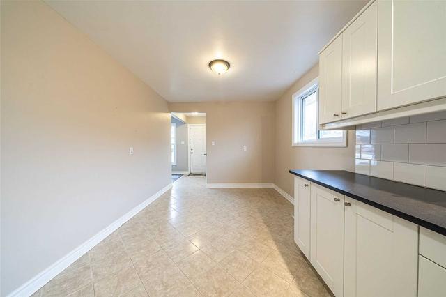 MAIN - 1331 Scugog Ave, House detached with 3 bedrooms, 1 bathrooms and 2 parking in Oshawa ON | Image 3