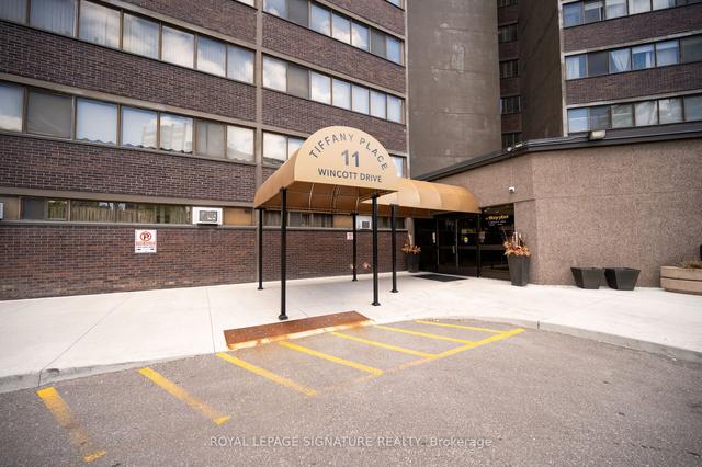 PH17 - 11 Wincott Dr, Condo with 3 bedrooms, 2 bathrooms and 1 parking in Etobicoke ON | Image 12