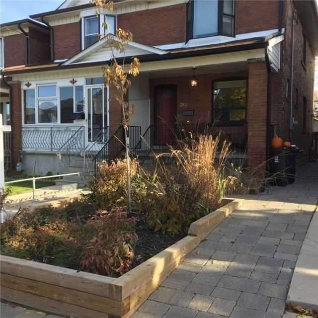 MAIN - 253 Mcroberts Ave, House semidetached with 3 bedrooms, 1 bathrooms and 1 parking in Toronto ON | Image 12