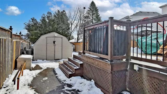 909 Sylvia St, House semidetached with 3 bedrooms, 2 bathrooms and 3 parking in Oshawa ON | Image 16