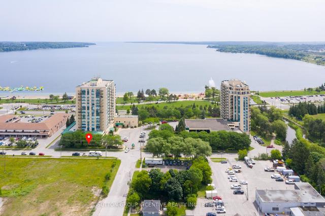 909 - 65 Ellen St, Condo with 1 bedrooms, 1 bathrooms and 1 parking in Barrie ON | Image 1