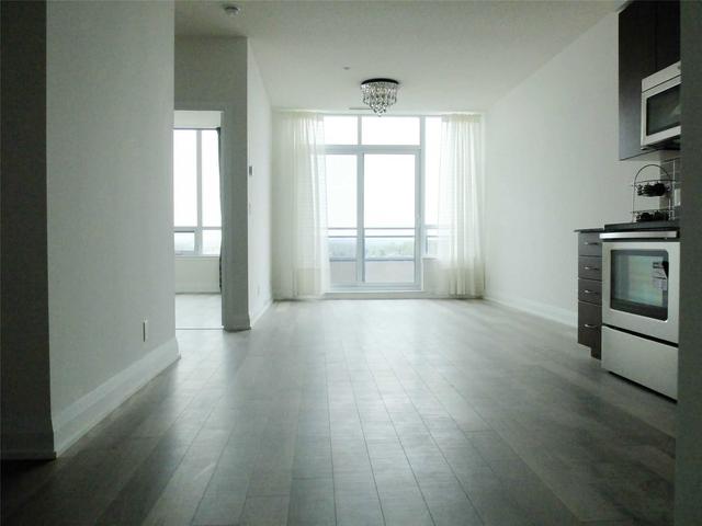 PH-17A - 376 Highway 7, Condo with 1 bedrooms, 1 bathrooms and 1 parking in Richmond Hill ON | Image 1