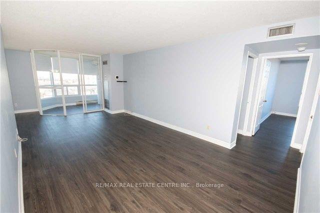 909 - 4450 Tucana Crt, Condo with 2 bedrooms, 2 bathrooms and 3 parking in Mississauga ON | Image 7
