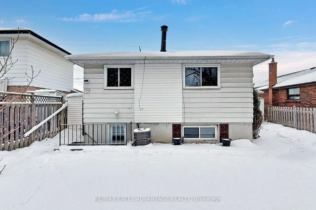 MAIN - 274 Harmony Rd N, House detached with 3 bedrooms, 1 bathrooms and 4 parking in Oshawa ON | Image 18