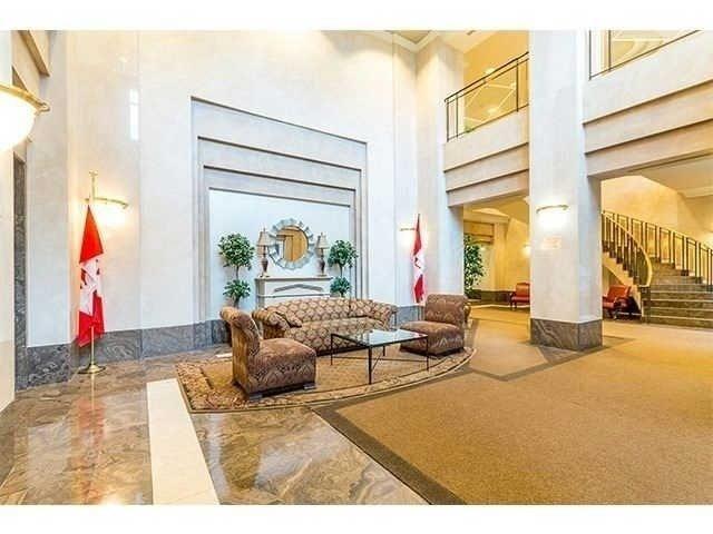 PH21 - 68 Corporate Dr, Condo with 2 bedrooms, 2 bathrooms and 1 parking in Scarborough ON | Image 3