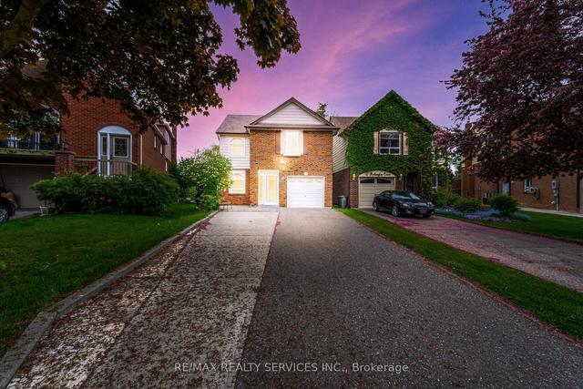 50 Rotherglen Crt, House detached with 3 bedrooms, 4 bathrooms and 5 parking in Brampton ON | Image 12