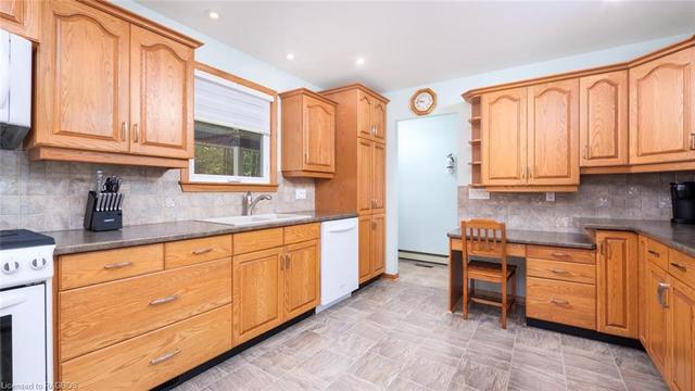 75 Lakeland Dr, House detached with 3 bedrooms, 1 bathrooms and 8 parking in South Bruce Peninsula ON | Image 8