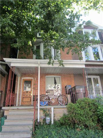 909 Bathurst St, House semidetached with 4 bedrooms, 3 bathrooms and null parking in Toronto ON | Image 1