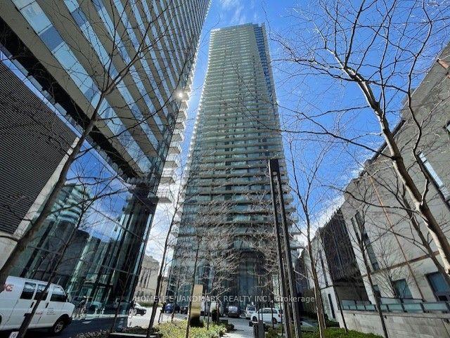 1606 - 65 St Mary St, Condo with 1 bedrooms, 1 bathrooms and 1 parking in Toronto ON | Image 1