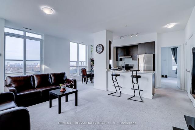 1611 - 1346 Danforth Rd, Condo with 2 bedrooms, 2 bathrooms and 1 parking in Toronto ON | Image 1