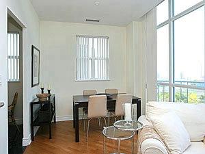 PH1 - 398 Eglinton Ave E, Condo with 2 bedrooms, 2 bathrooms and 1 parking in Toronto ON | Image 4