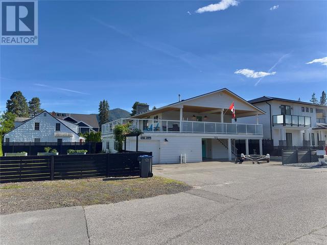 523 Stonor St, House detached with 4 bedrooms, 2 bathrooms and 4 parking in Summerland BC | Image 36