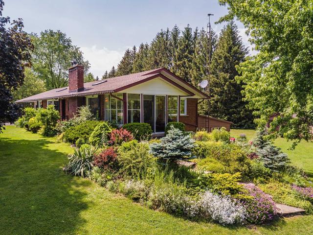 885 Safari Rd, House detached with 3 bedrooms, 3 bathrooms and 10 parking in Hamilton ON | Image 16