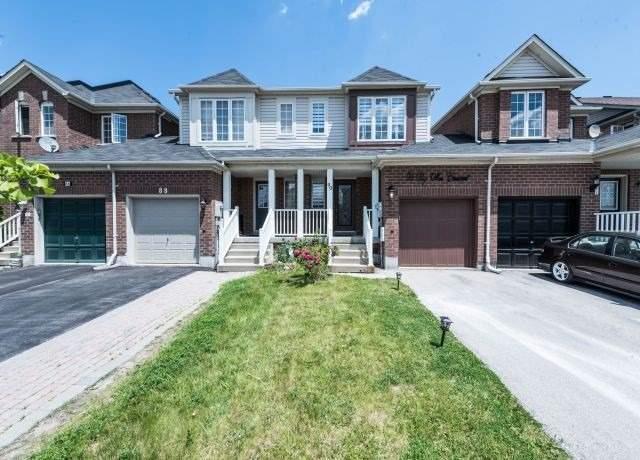 90 Big Moe Cres, House attached with 3 bedrooms, 3 bathrooms and 2 parking in Brampton ON | Image 1