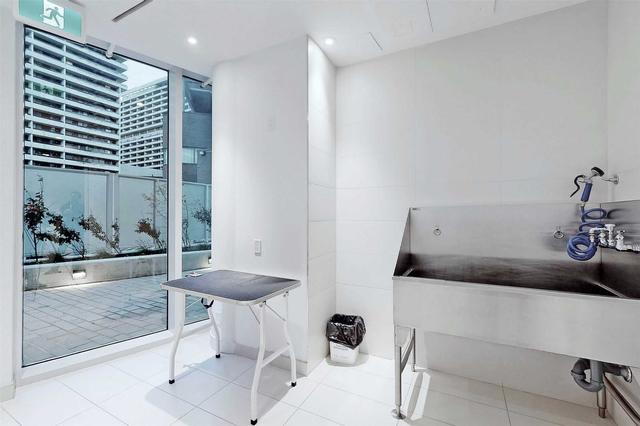 909 - 33 Helendale Ave, Condo with 1 bedrooms, 1 bathrooms and 0 parking in Toronto ON | Image 33