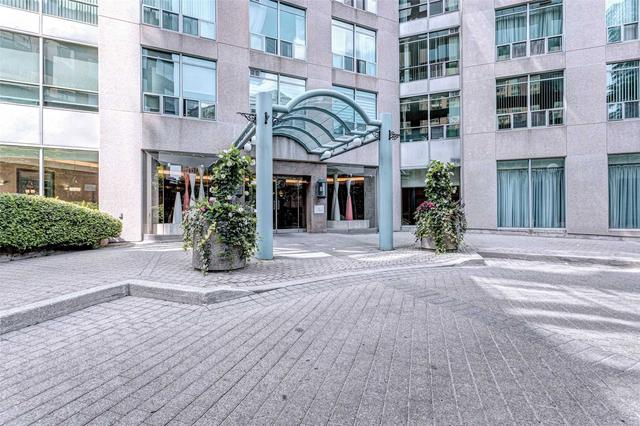 PH-209 - 942 Yonge St, Condo with 1 bedrooms, 1 bathrooms and 1 parking in Toronto ON | Image 1