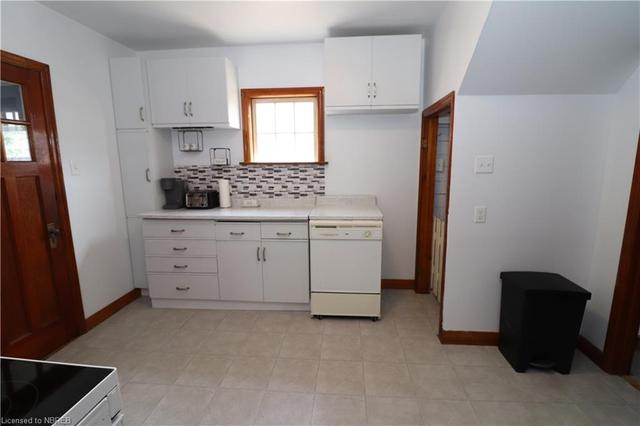 1232 Hammond St, House detached with 3 bedrooms, 1 bathrooms and 4 parking in North Bay ON | Image 7