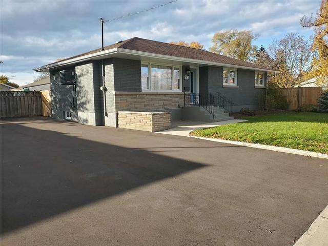 MAIN - 363 Bunting Rd, House detached with 3 bedrooms, 1 bathrooms and 3 parking in Saint Catharines ON | Image 12
