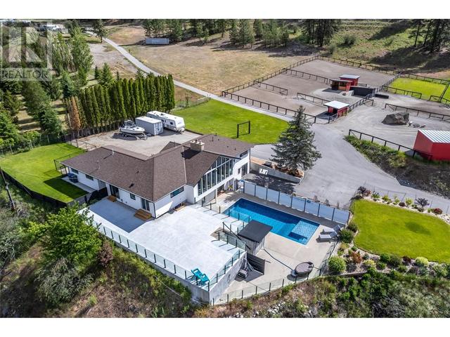 21815 Garnet Valley Rd, Home with 7 bedrooms, 3 bathrooms and 2 parking in Summerland BC | Image 2
