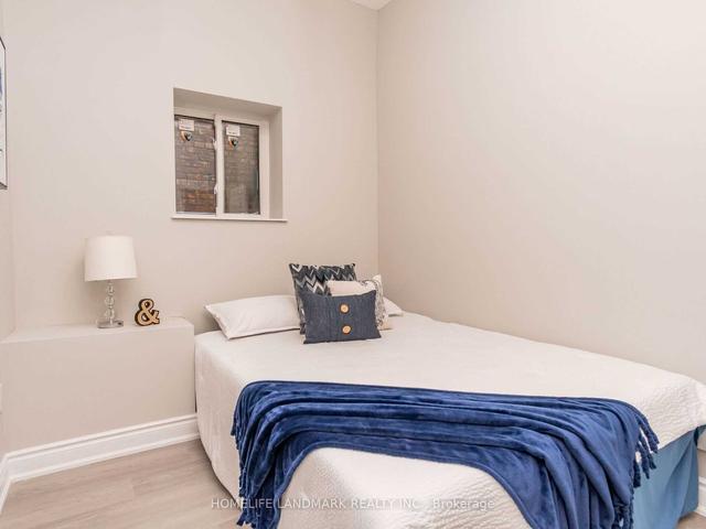 MAIN - 143 Symington Ave, House semidetached with 2 bedrooms, 1 bathrooms and 0 parking in Toronto ON | Image 10