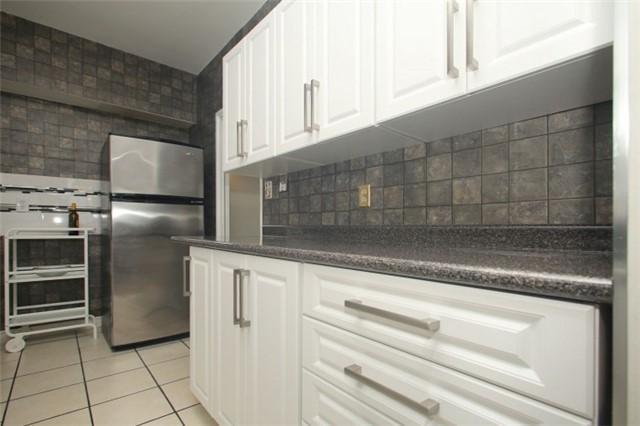 PH-16 - 5 Massey Sq, Condo with 2 bedrooms, 1 bathrooms and null parking in East York ON | Image 9